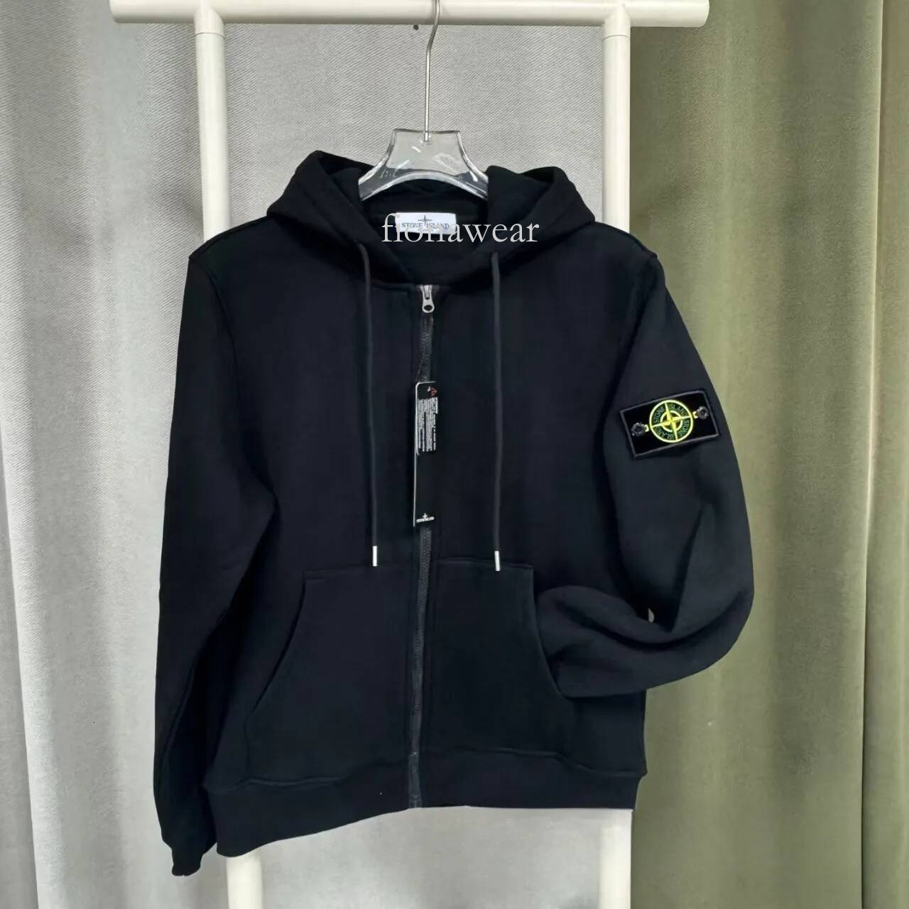 25 Cross border STONE Basic Zipper Hooded Sleeve Badge with Velvet Men's and Women's Solid Color Fashion Hoodie Long Sleeve Coat a72