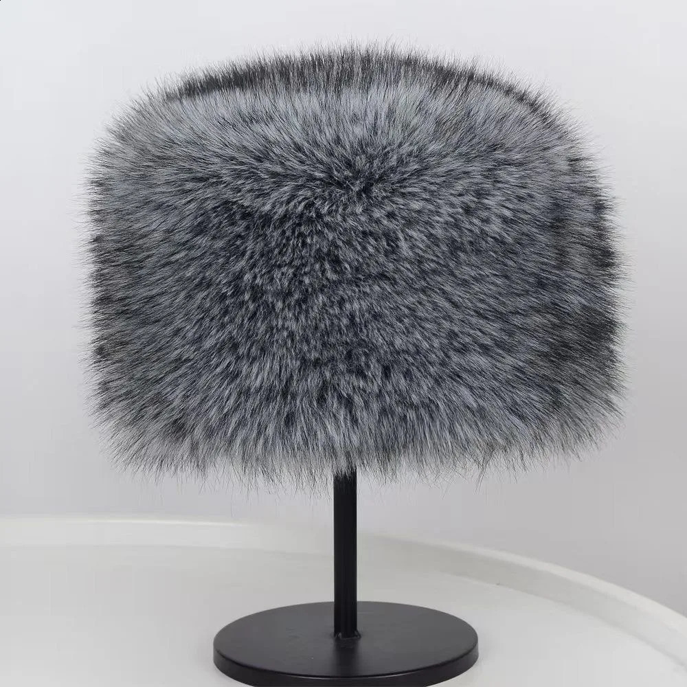 Winter Anti-silver Cream Warm Flat Top Hat Showing Face Small Versatile Ear Protection Fox Hair Plush Hats for Women260915