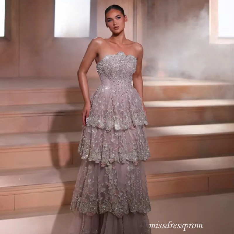 Elegant Tiered Ruffle Tulle Lace Evening Dresses A Line Strapless Appliqued Beaded Ruffled Arabic Dubai Formal Occasion Dress Guest Prom Gowns Custo