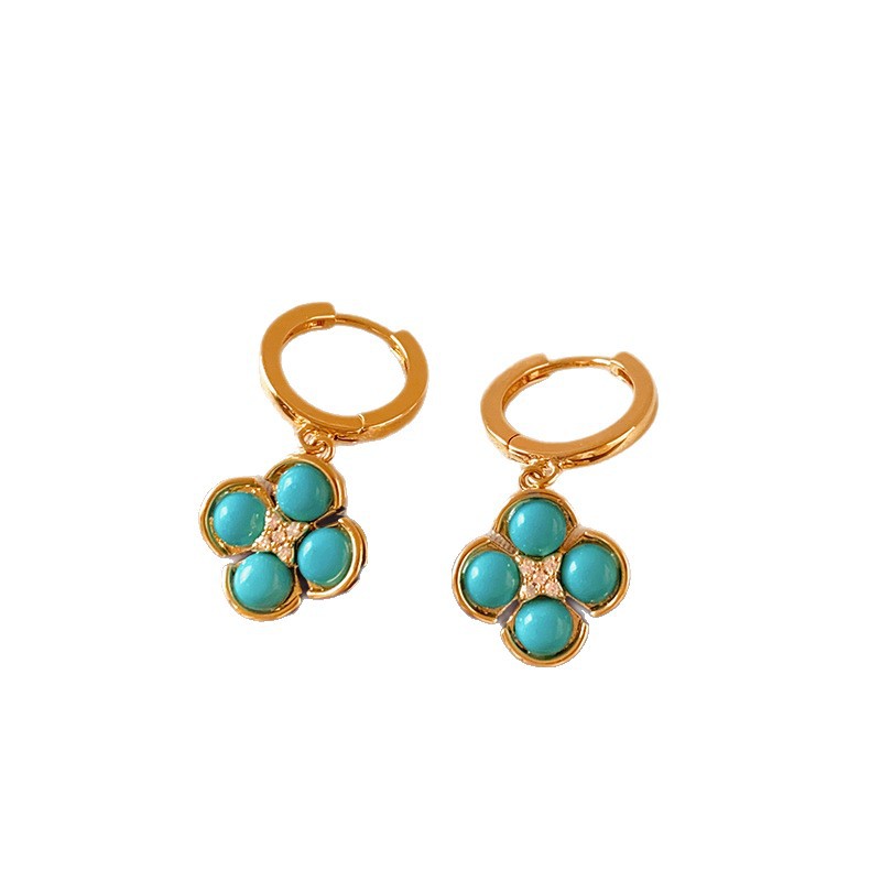 18k gold-plated cubic zirconia resin flower earrings, simple stylish, versatile, and with a unique design