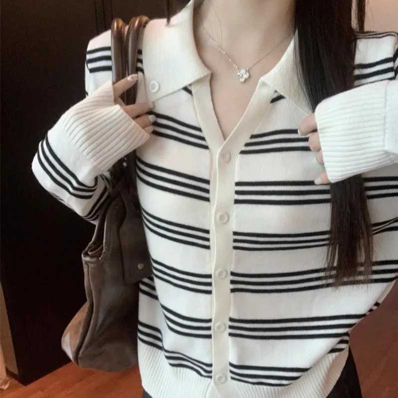 Retro Striped Long Sleeve Knitted Open Cardigan Women's Slim Fit Elegant High-End Feeling Top Polo Collar Autumn Winter New S... S260917AO5W