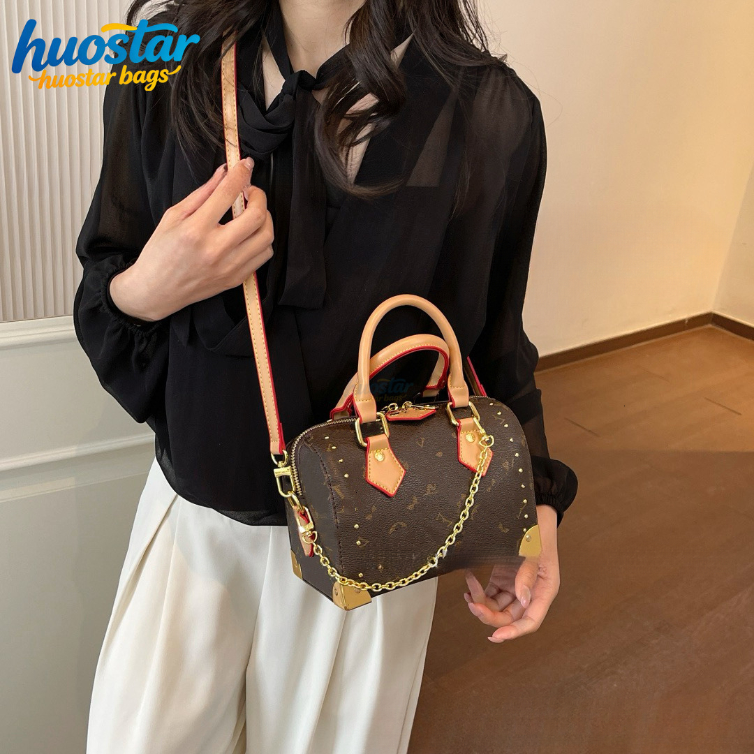Designer Bag Boston Pillow Leather Look Vintage Pattern Chain Crossbody Shoulder Handbag High End Versatile Purse for Women Daily Commute Shopping T
