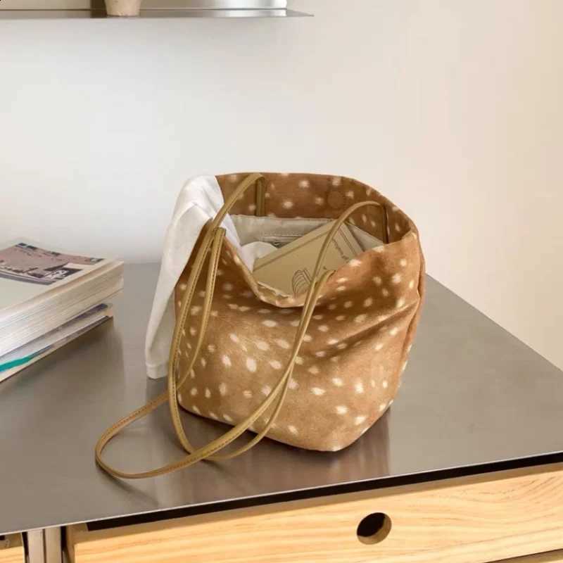 Autumn Winter Faux Suede Tote Bag Korean Polka Dot Solid Color Shoulder Bag Magnetic Closure Daily Commute Casual Handbag H260916