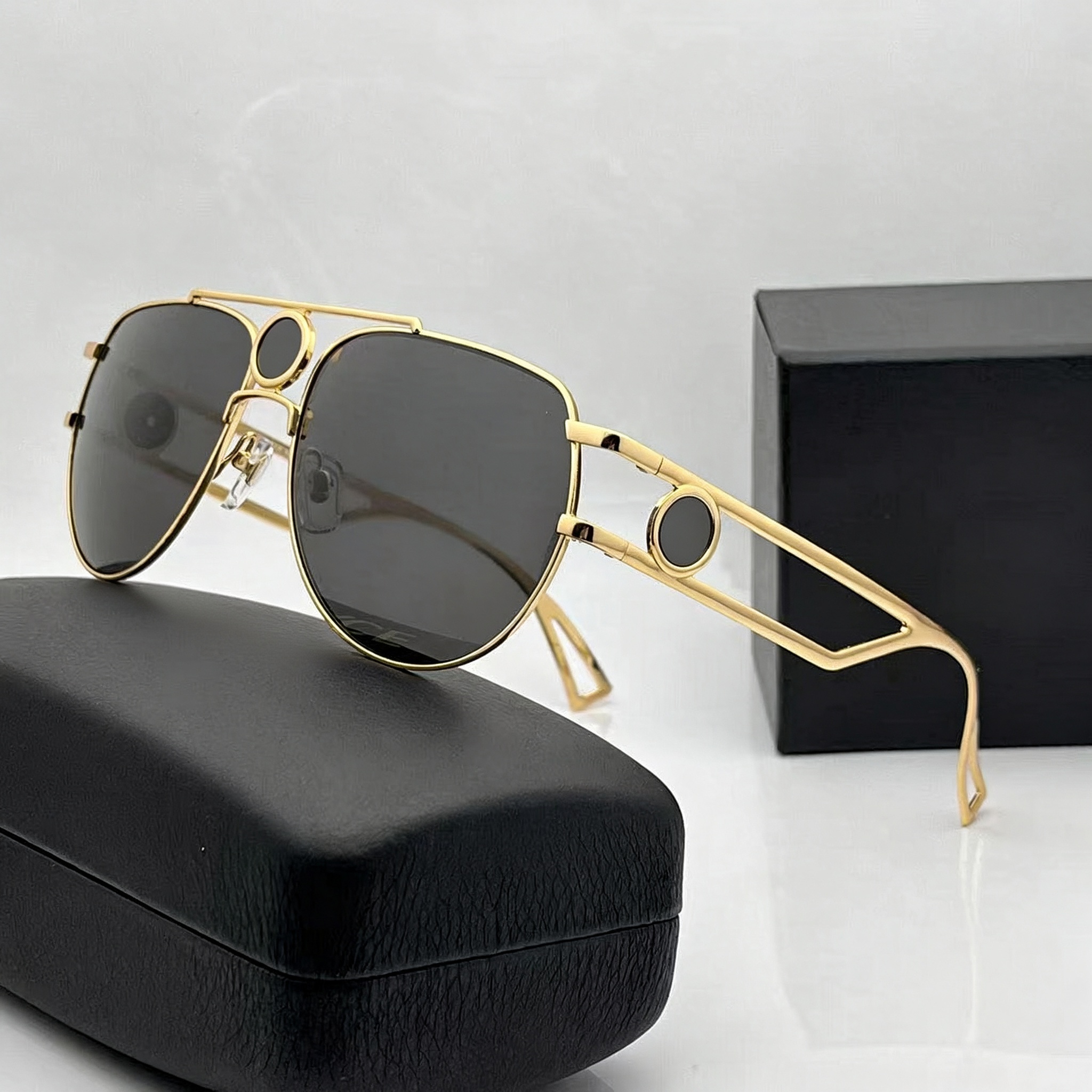 Sunglasses For Men Women Fashion 2225 Summer Designer Stylish High Street Hip Hop Style Anti-Ultraviolet UV400 Retro Plate Oval Full Frame Glasses R