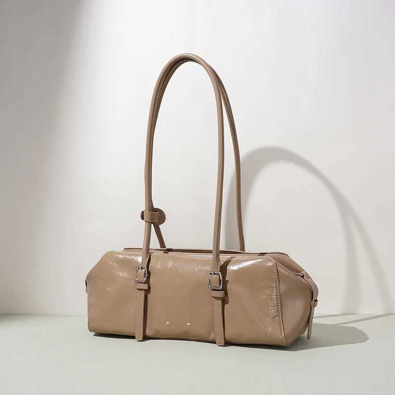 Real Bag Mendy Leather Women's Underarm Pillow Handbag Fashion Motorcycle Shoulder Bags Vintage Large Capacity Tote Bag Vintage H260905