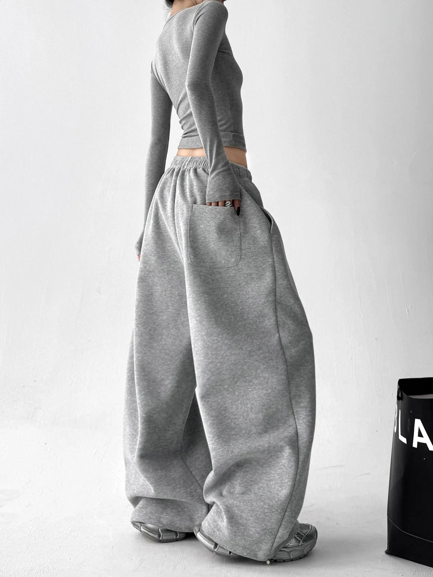 2026 Womens Vintage Korean Baggy Sweatpants Autumn Loose Wide Leg Streetwear Casual Zipper Fly Female Trousers 260917