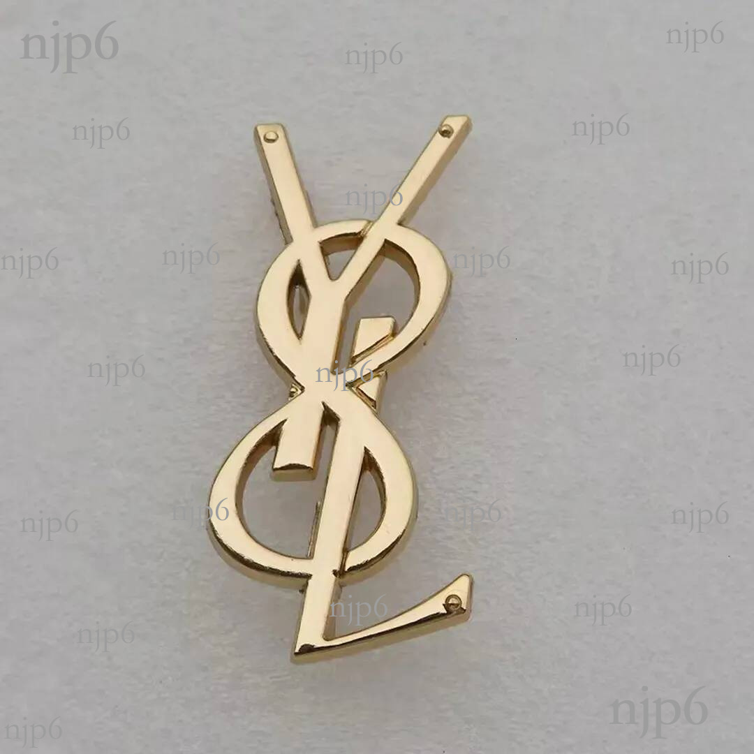 Brooch designer luxury broche Letter Gold Plated design Jewelry temperament versatile style brooch dinner wear 5 colours very good L260529