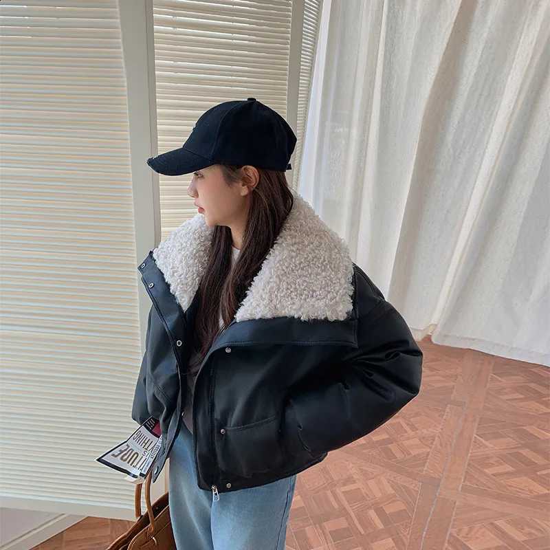 Faux Lamb Wool Patchwork Cropped Winter Jacket Women New Warm Faux Leather Cotton-Padded Outerwear Korean Y2K Puffer Bread Coat H260917