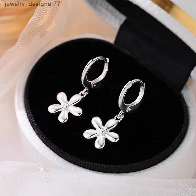 designer women fashion stud earrings luxury geometric letter jewelry 18k plated crystal pearl diamond earrings multiscenario wedding 514q