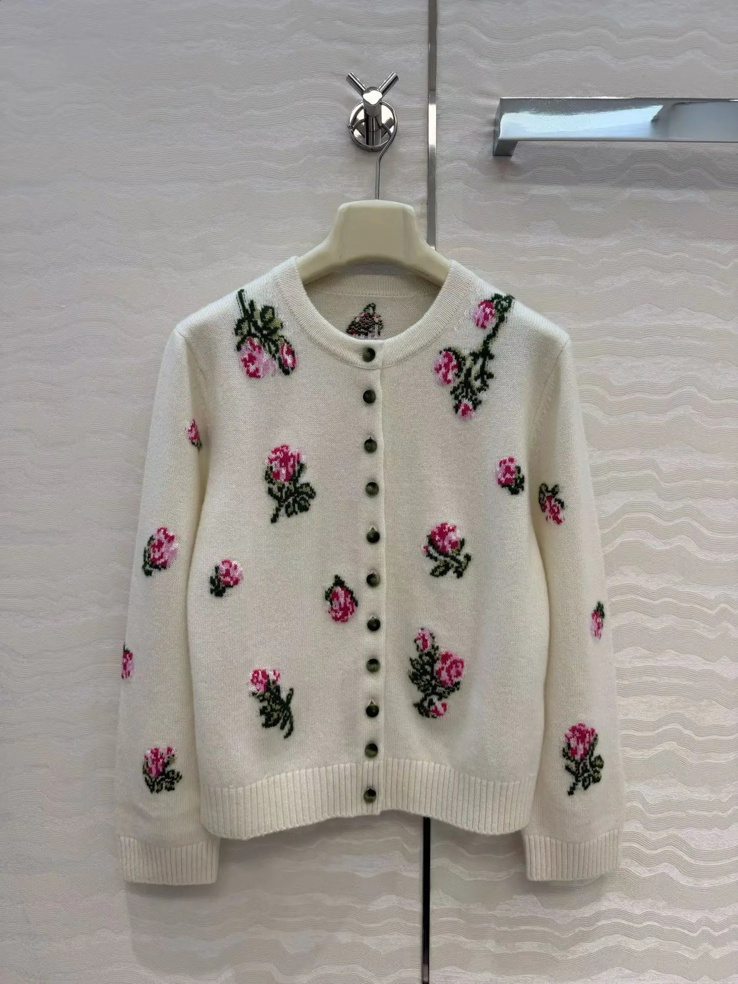 2026 Autumn Women French Sweet Gentle Jacquard Knit Cardigan Top 260917