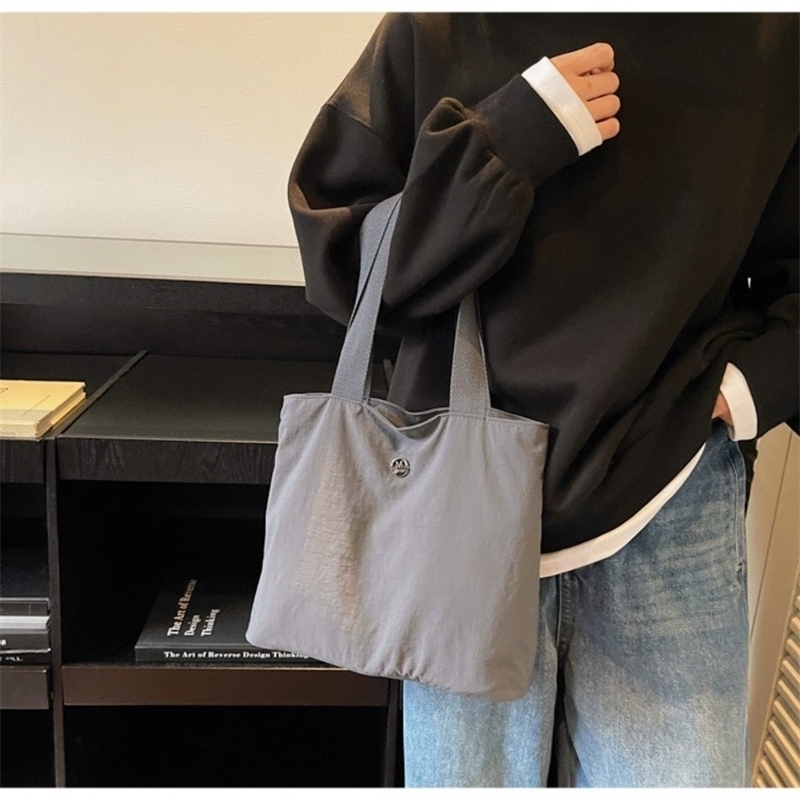 Fashion Simple Women's Handbag Lightweight Large Capacity Commute Bag Foldable Versatile Shoulder Bags School y260915