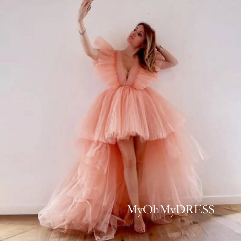 2022 Sweet High Low Pink Puffy Prom Dresses Deep V Neck Princess Short Front Long Back Tulle Evening Party Gowns Teen Girls Pageant Wear Photo Shoot