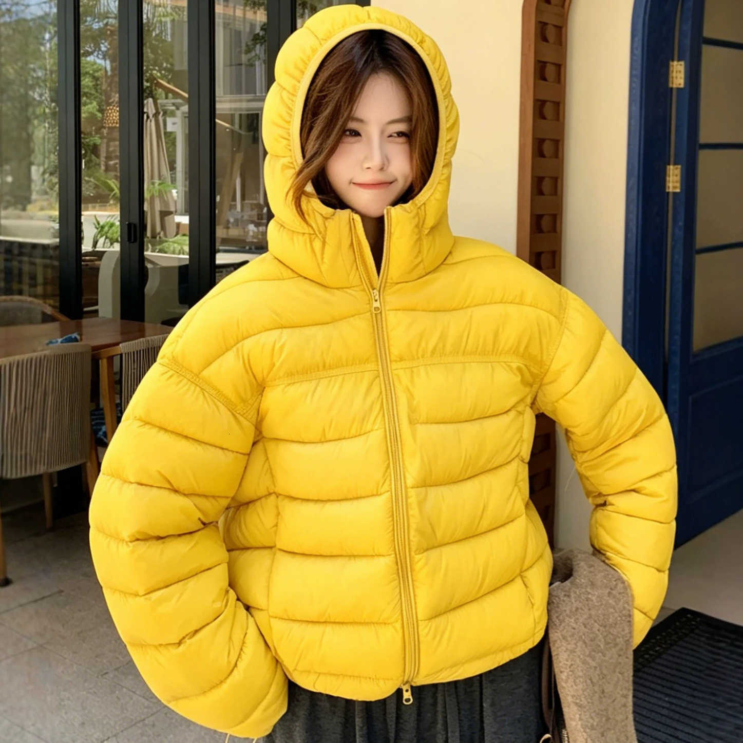 Short Fashion 2026 Casual New Down Cotton Jacket Women Parkas Light Puffs Hooded Winter Cotton Clothing Female Coat Outerwear H260917