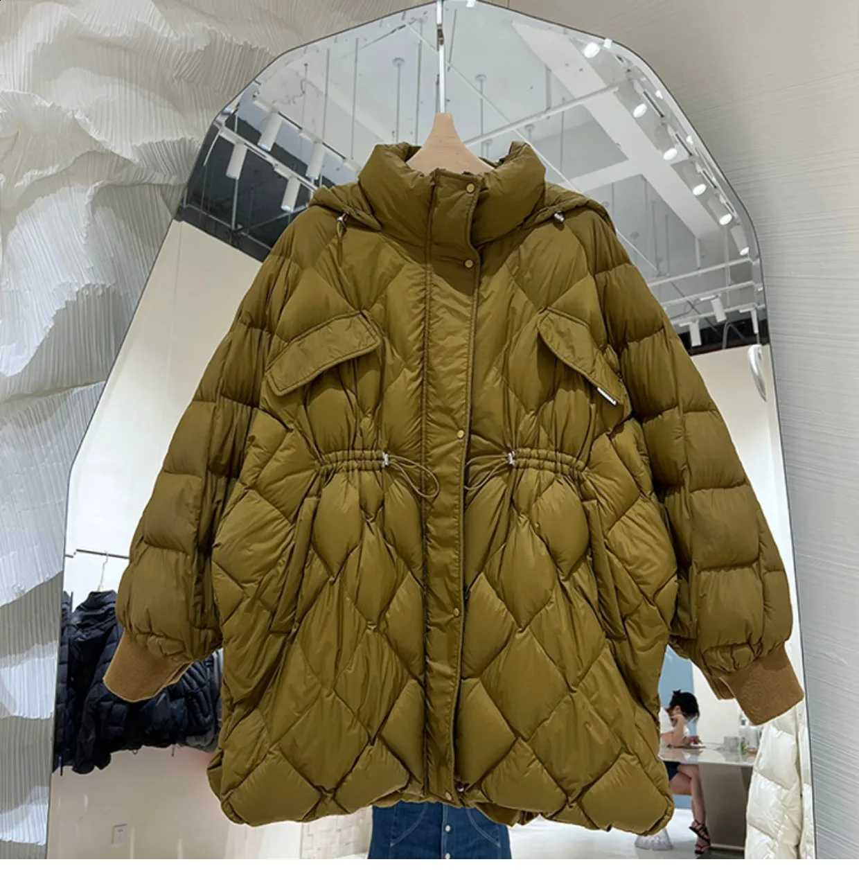 Women's White Duck Down Jacket 2026 New Korean Hooded Drawstring Waist 0Loose Long Sleeve Solid Color Winter Coats H260917