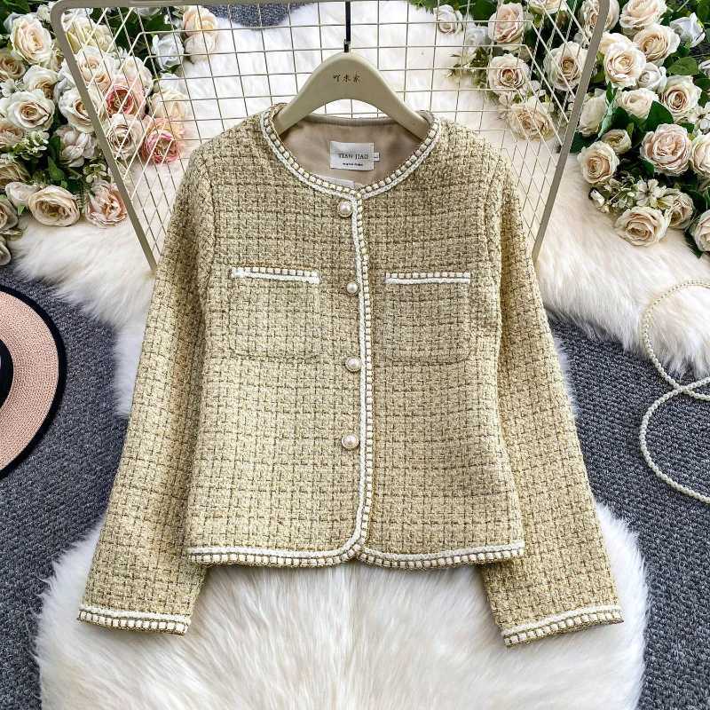 style Small fragrant high-end round neck short style jacket women light luxury fashion plaid coarse woolen temperament top C260917