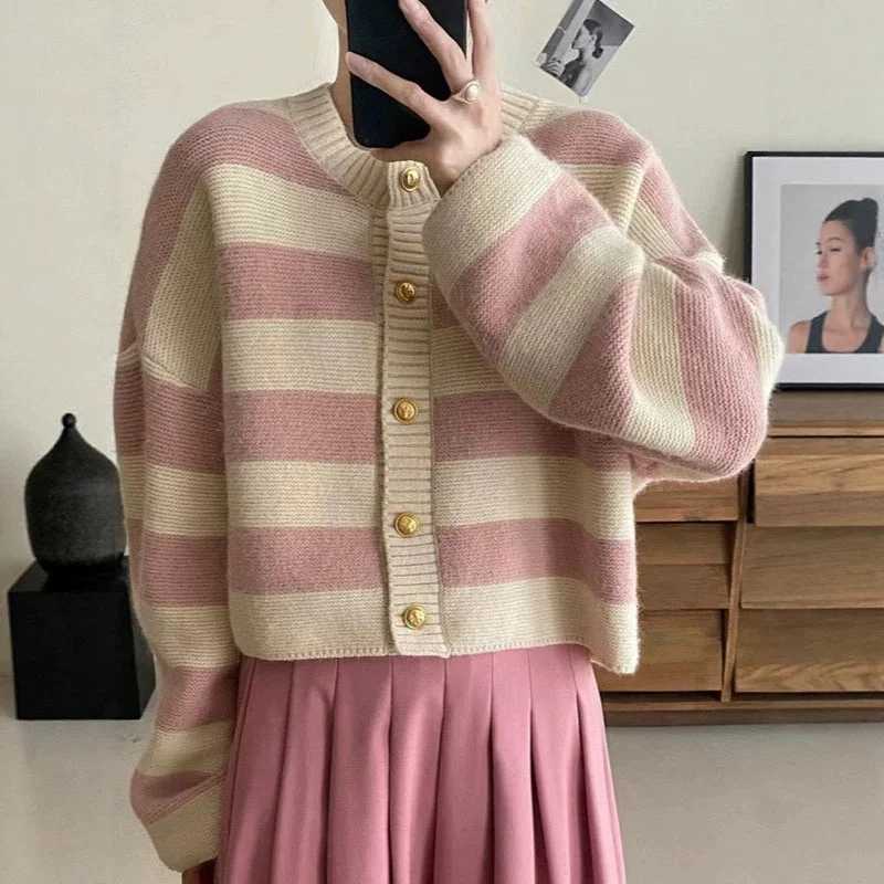 Patchwork Contrast Color Striped Knitted Cardigans Women Aesthetic Single Breasted Coats New Streetwear Casual Loose Sweater S260917FBAZ