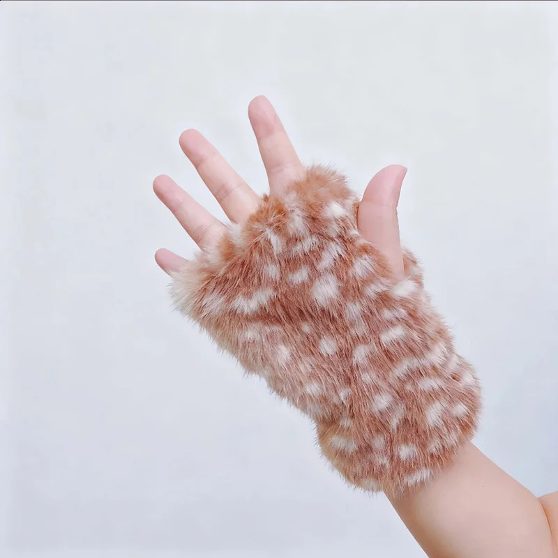 Winter Fawn Spot Warm Plush Accessories Christmas Deer Pattern Dew Finger Hair Gloves Elk Series Faux Fur Japanese Half 260916