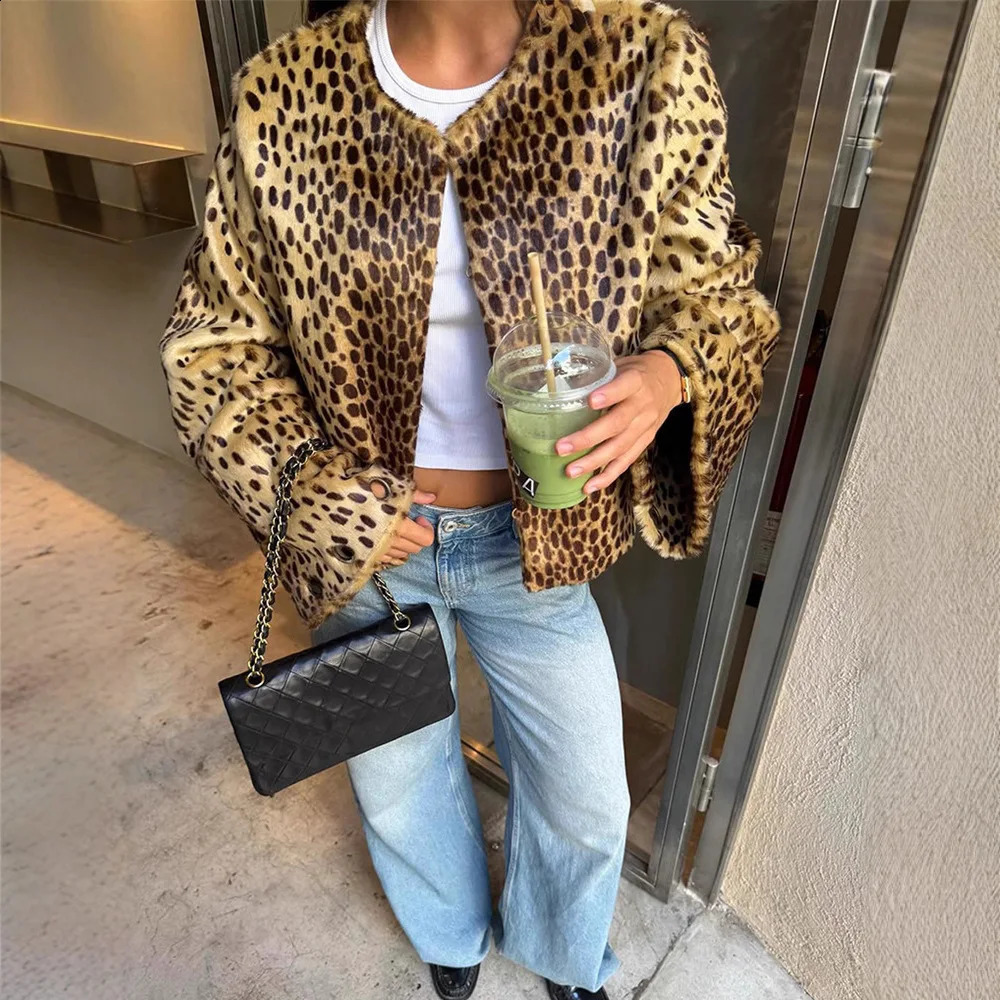 UNITIM Women Faux Fur Leopard Jacket Round Neck Long Sleeve Button Front Coats Spring Edgy Women Outerwear Lady Vintage Outwear 260917