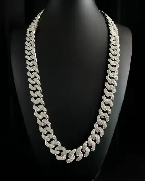 Customized Hip-Hop VVS Moissanite Cuban Chain Necklace, Unisex, High-Grade Iced Silver Jewelry, From India, IGI Certified