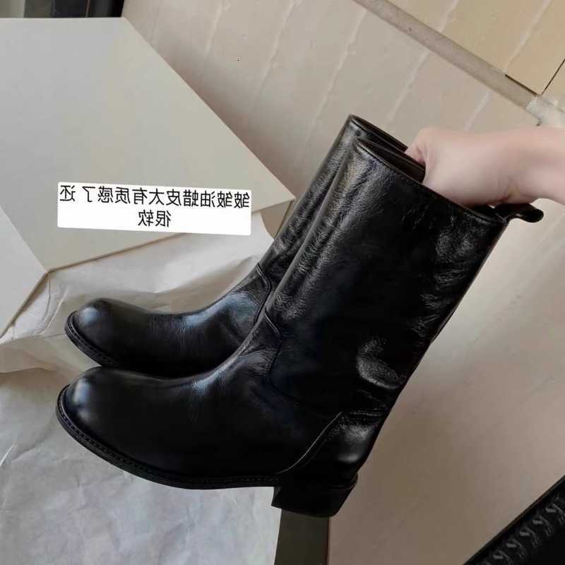 Mid-calf Boots with Thick Soles and Wide Heels Straight Style for Knights. D260917