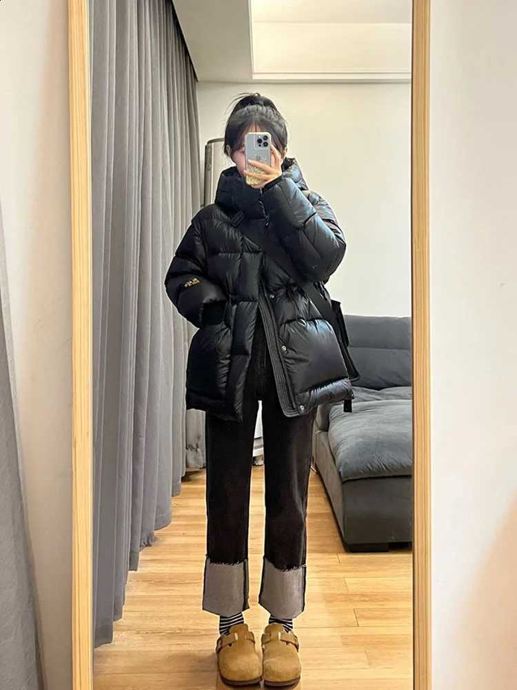 2023 New Korean Black Gold 90% White Duck Down Jacket Women Winter Warm Thicken Hooded Coats Loose Casual Female Down Outerwear H260917