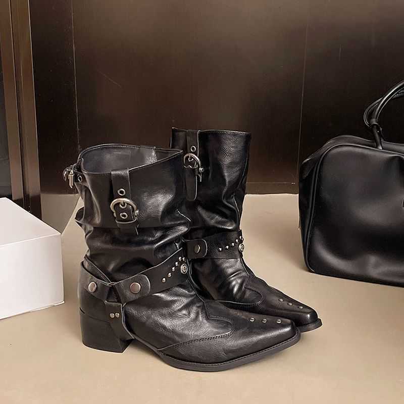 Outlet ClearanceDesign Western Women's 2026 Autumn and Winter Punk Coarse Heel Black Niche Pointed Knight Boots D260917