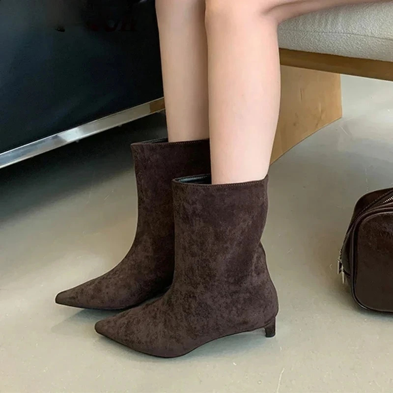 TWBEB Large Size 41 42 Fashion Winter Faux Suede Pointed Short Boots Low Heel Boots Slip on Party Shoes Botas Zapatos De Mujer 260917