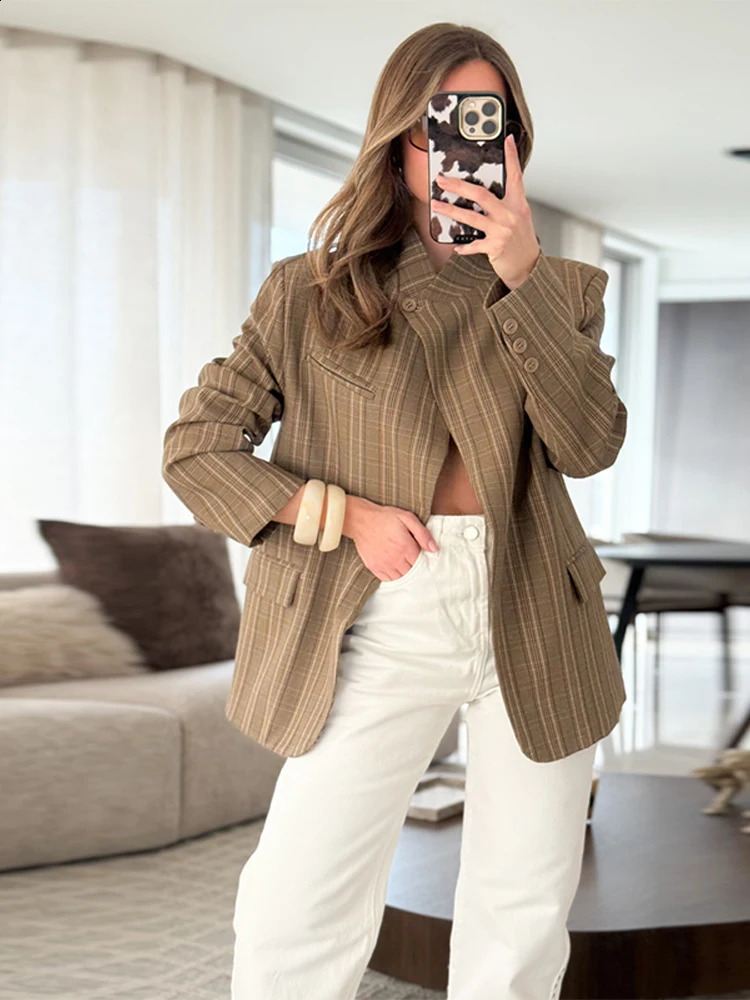 Casual Striped Blazer Women Standneck Shoulder Pad Long Sleeves One Button Pockets Coats Female 2026 Spring Chic Outwears 260917