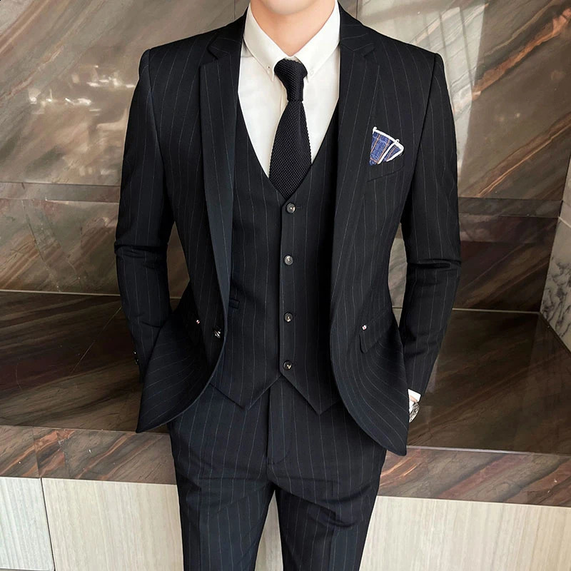 Winter Stripes Threepiece HighGrade Groom Wedding Suit with Vest And Trousers Business Fashion Handsome Casual Wedding Outfit 260917