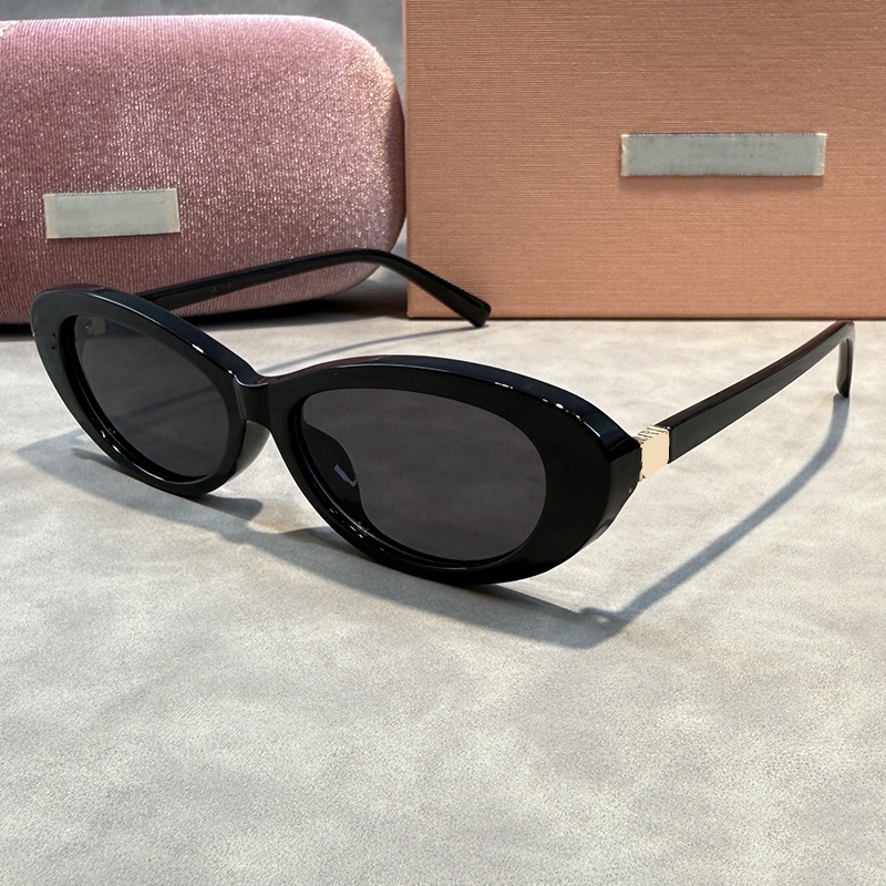 luxury Sunglasses Designer letter womens Mens Goggle senior Eyewear For Women eyeglasses Oval frame Vintage Metal Sun Glasses With Box1