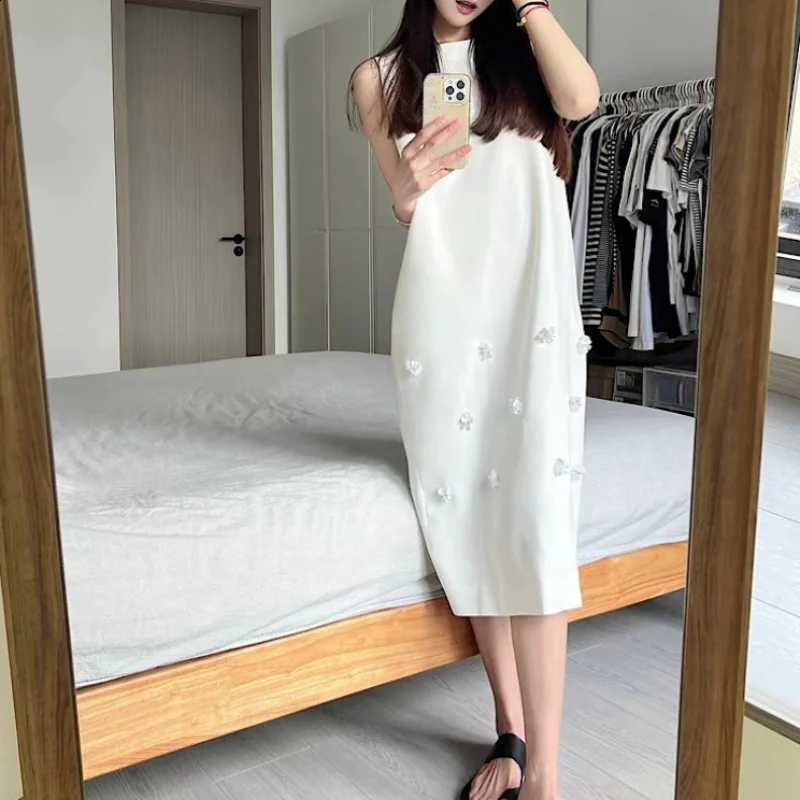 White Round Women Neck Loose 3D Flower Sleeveless Vest Dress Simple Elegant Casual Chic Black French Wedding Dress Summer C260917