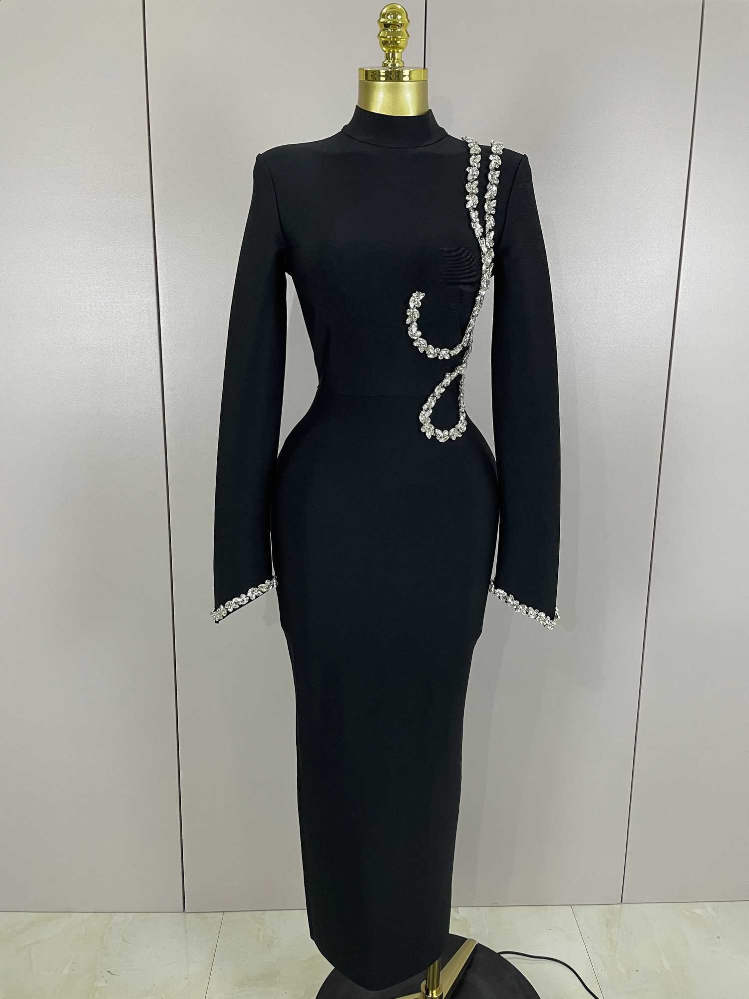 Sleeve Sexy Long Diamonds Maxi Long Bodycon Bandage Dress 2025 Women Celebrity Elegant Evening Party Luxury Birthday Dresses C260917