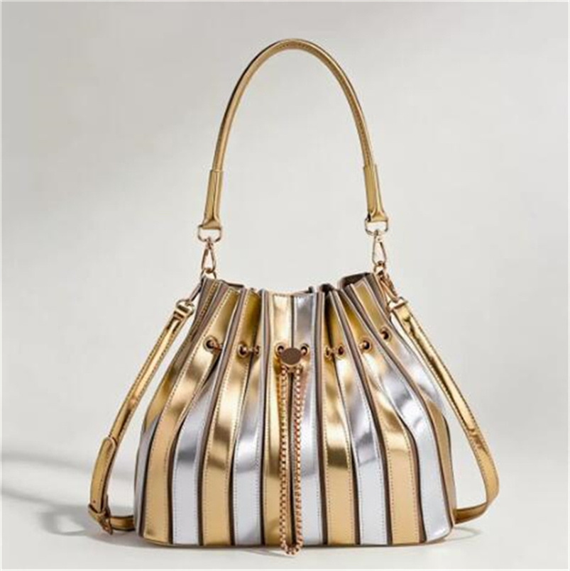 Women Personality Evening Bags new metallic luster pleated single-shoulder bag for women, fashion Striped decoration, drawstring bucket bag, commute