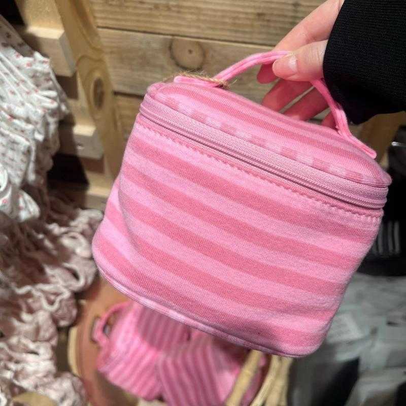 Cosmetic Bag Flip-top with Built-in Mirror Portable Travel Toiletry Pouch for Women Hiking Trip StorageT260917