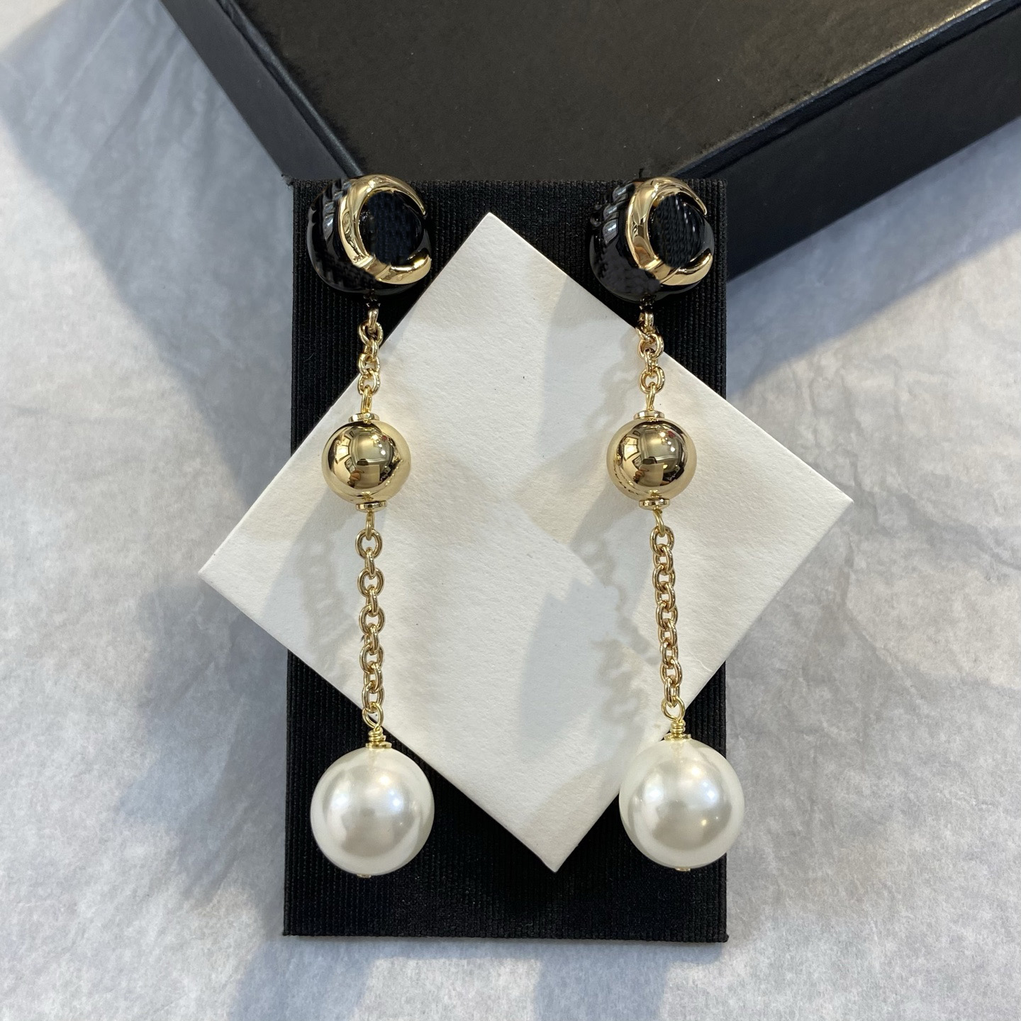 Designer Stud Metal Fashion Charm earrings C High-Quality Luxury Letter Style with Diamonds Pearls Fashionable Gift for Women cc fggf54fd