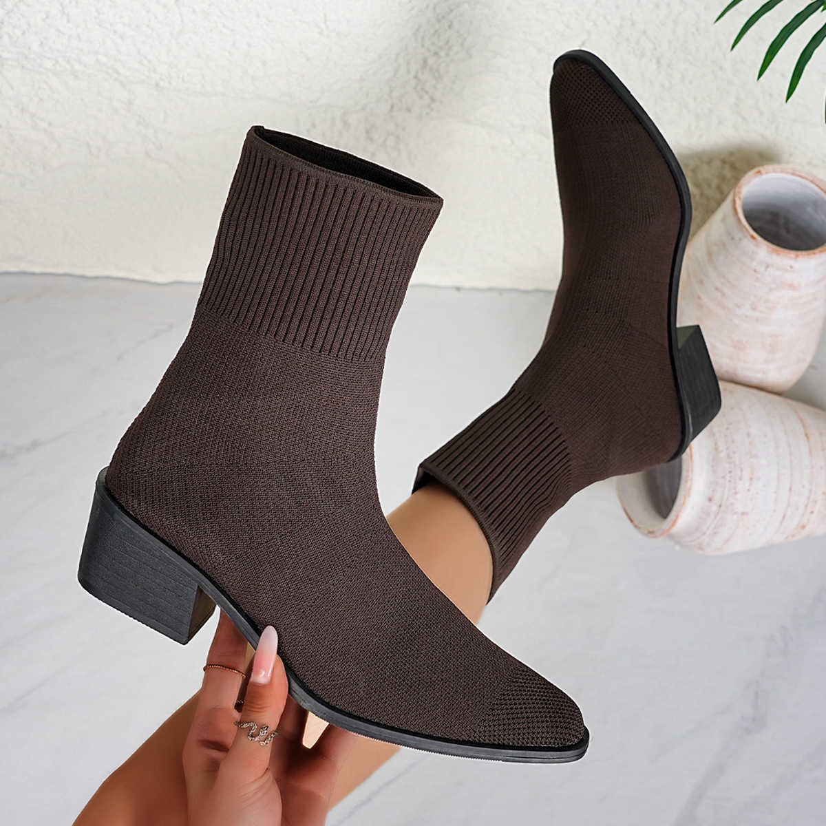 High Sexy Thick Pointed Toe Heel Sock Boots Women 2025 Winter Colorful Elastic Knitted Designer Ankle Boots Woman Short Booties D260917