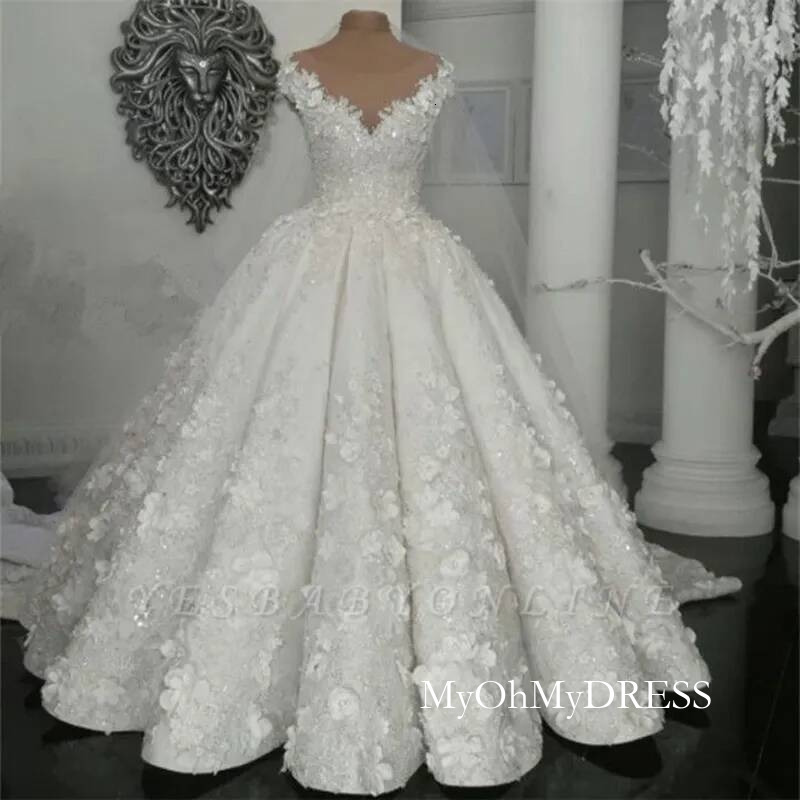 Gorgeous Scoop Crystal Ball Gown Wedding Dresses With Handmade Flowers Robe De Mariee Sheer Neck Long Bridal Gowns Y916