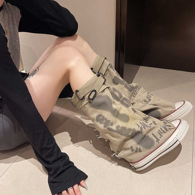 High Top Canvas Shoes Graffiti Women's High Top Boots Wide Barrel Mid Barrel Boots 2025 New Trouser Barrel Stacking Boots D260917