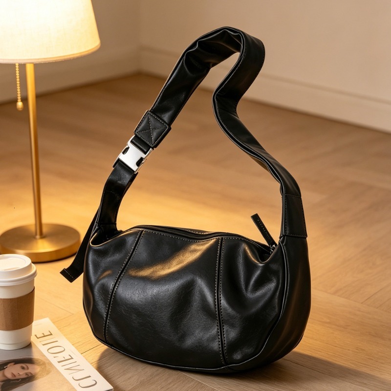 2026 New Fashion Bag Soft Leather Hobos For Men Dumpling Crossbody Luxury Brand Design Shoulder Bags Totes