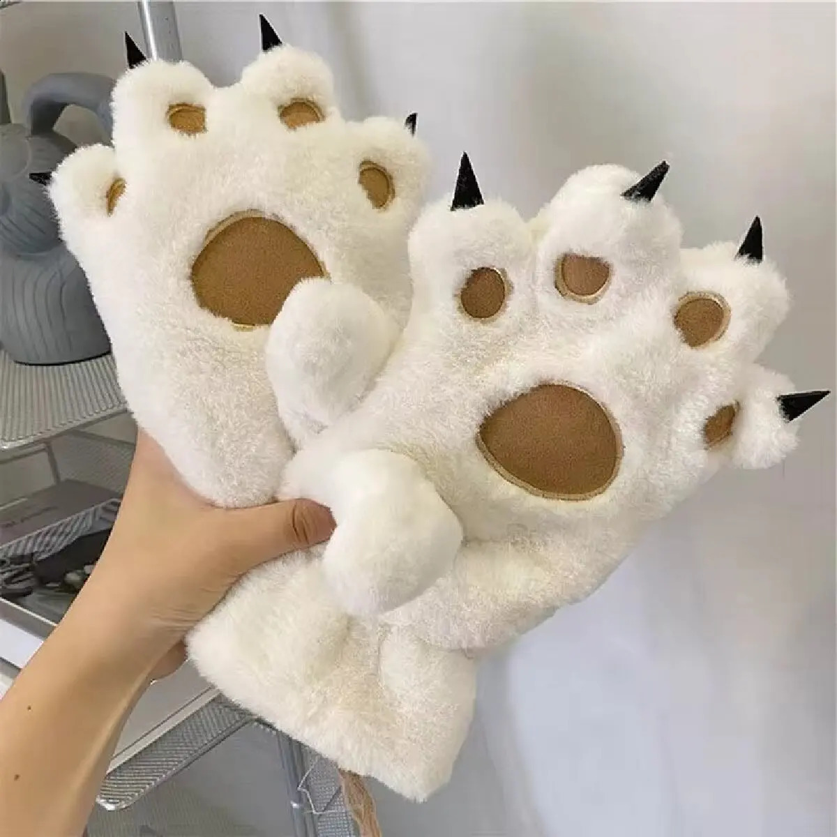 Women Gloves Bear Palm Paw Animals Plushclaw Glove Winter Fluffy Cat Paw Full Finger Gloves Keep Warm Lovely Soft Furry Mittens260915