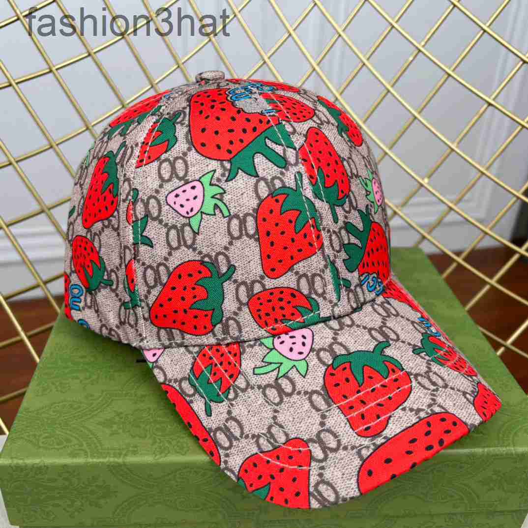 Baseball cap designers hats luxury ball cap Strawberries designs sports style travel running wear hat temperament versatile caps Multiple