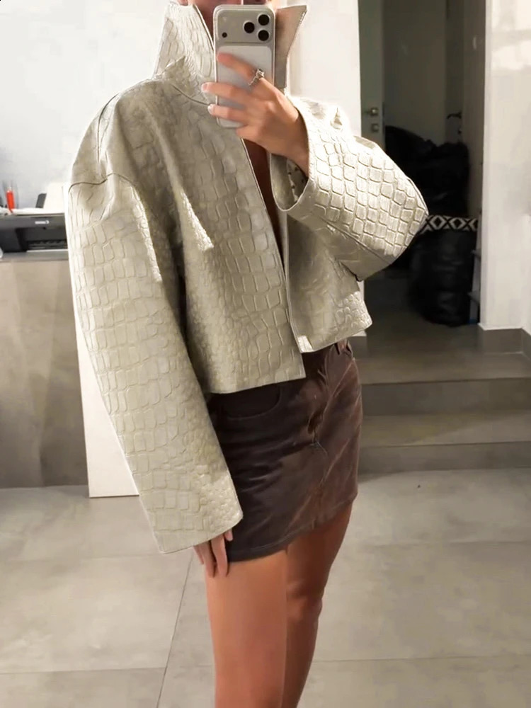 2026 Autumn Women Croc Embossed PU Leather Jacket High Neck Zip Up Oversize Loose Cropped Coat Long Sleeve Street Lady Outerwear 260916