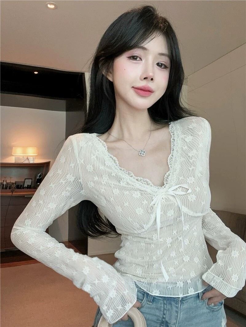 Purely alluring sweet, this sexy low-cut deep V-neck women is perfect for autumn. It features high-end lace design and can be worn as base layer or