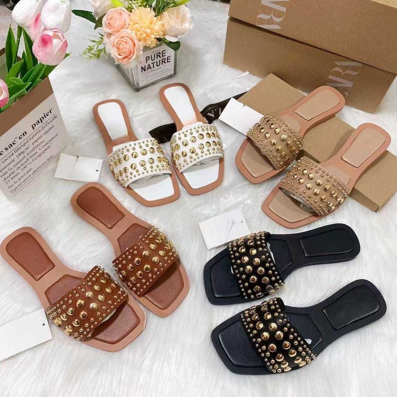 Hot-Selling Z Brand Women's Shoes New Crystal Beaded Rivet Slippers Sandals Q260916