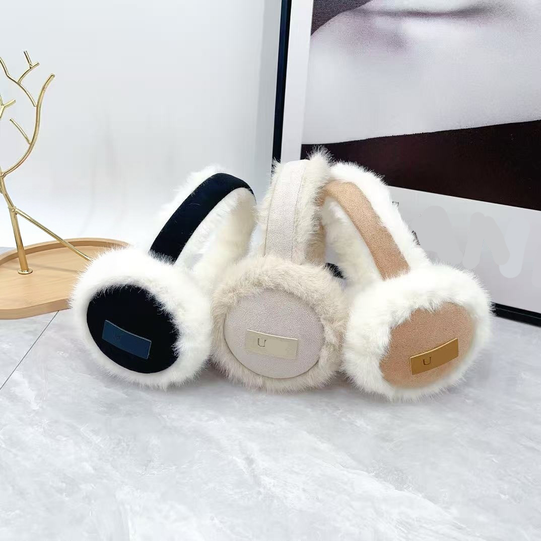 Designer Fashion Plush Ear Muffs Winter High Quality Windproof Warm Ear Protection Soft Comfortable Outdoor Daily Wear Unisex style