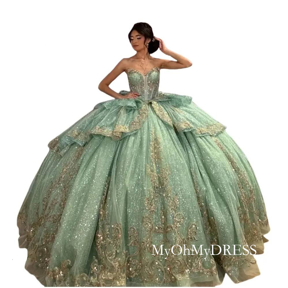 2026 Sparkly Sage Green Quinceanera Dresses Sexy Ball Gown Sweetheart Gold Sequined Lace Appliques Crystal Beads Sweet 16 Party Prom Evening Gowns B