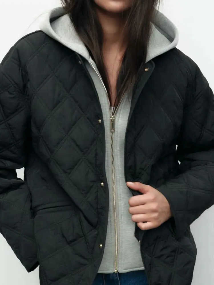 Winter 2025 New Fashion Autumn Women's Casual Hooded Solid Black Padded Bomber Coats Female Basic Quilted Loose Parkas Jackets H260917