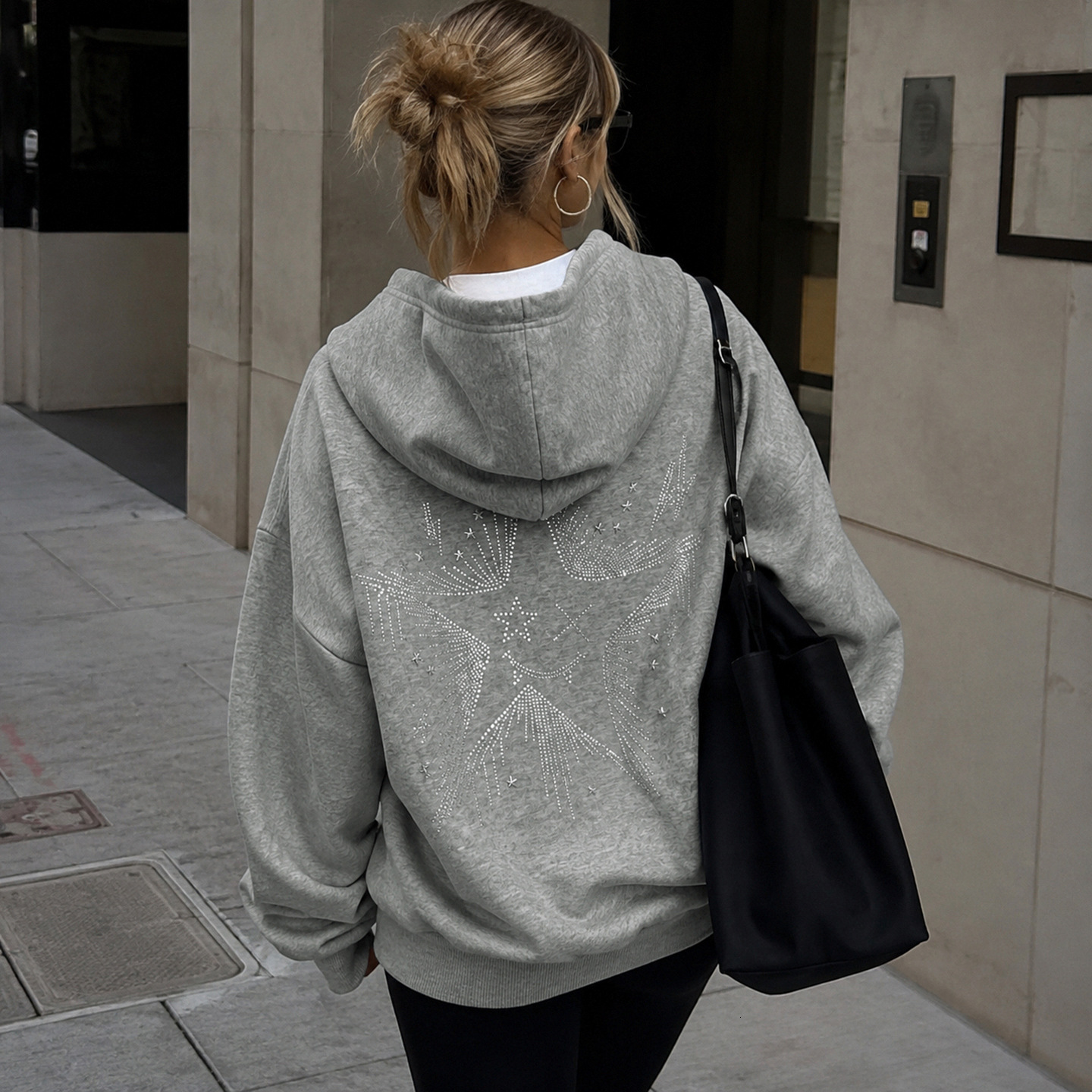 American retro casual pullover hoodie with relaxed fit, featuring loose, oversized design, rhinestone-embellished five-pointed star print, a fleece