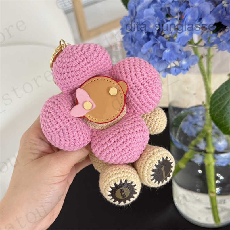 10 Colors Designer Bag Charms Lovely Plush Doll Keychain Fashion Keychains Hand Crocheted Bag Charm Mens Womens Keyring Accessories With Box