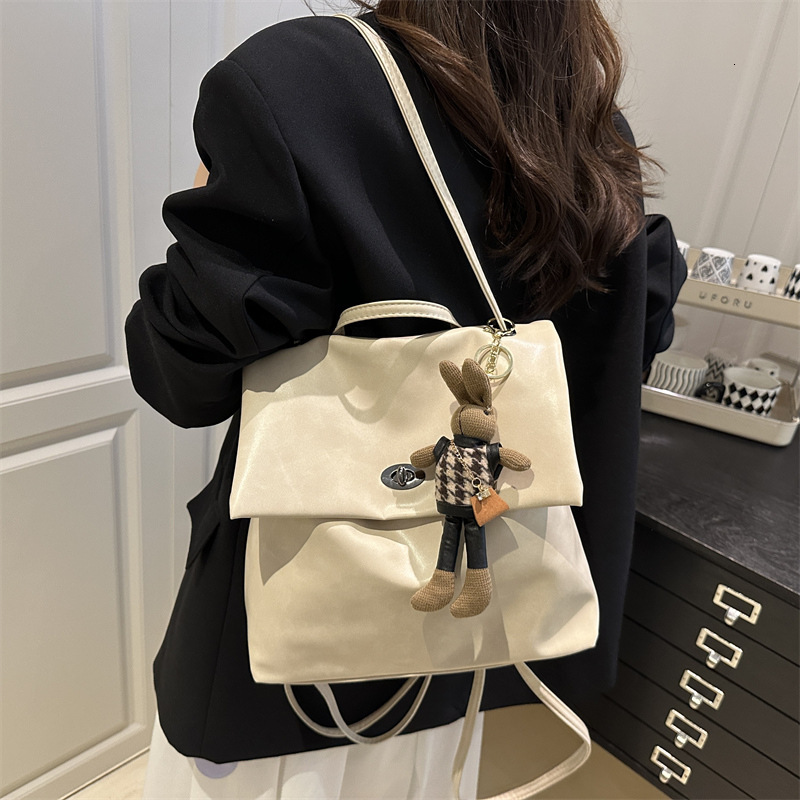Manufacturer's supply: College-style vintage women's backpack, new soft-surface large-capacity handbag for class and commuting